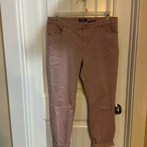 Buffalo David, Britton Avalon, soft stretch ankle, pink jeans size 14 great cond